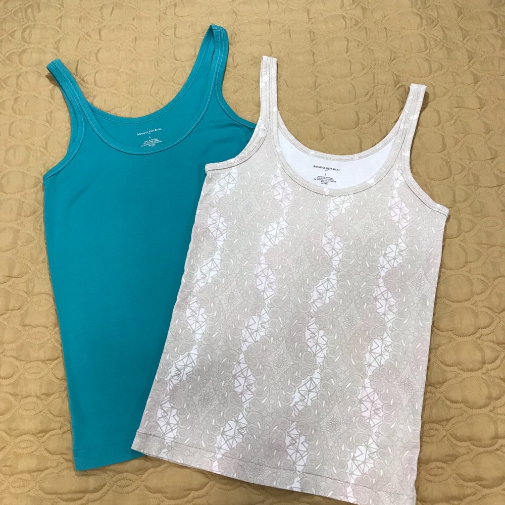 Banana Republic | Tank Shirts.    E